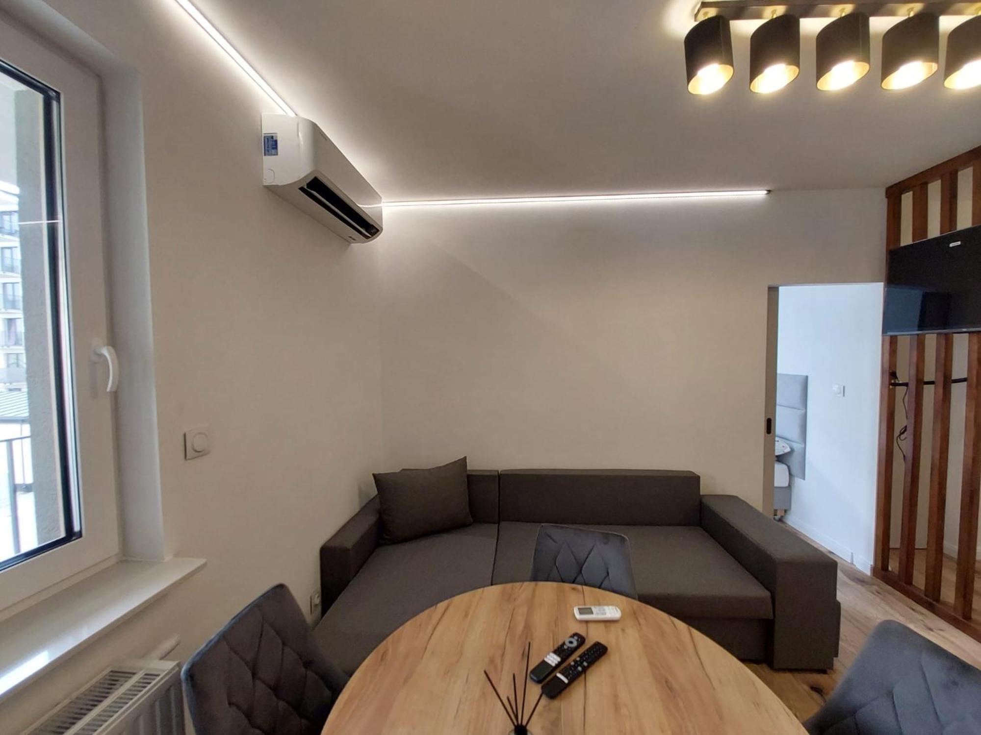 Posnania Parking Samodzielne Zameldowanie 24h Apartament