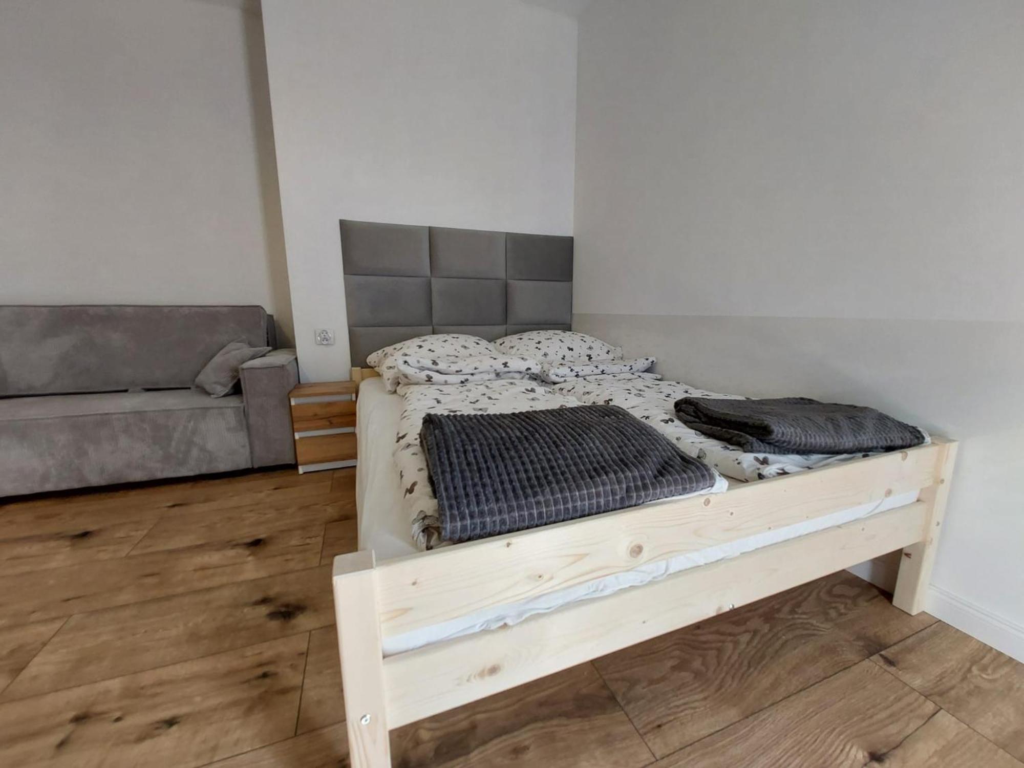 Posnania Parking Samodzielne Zameldowanie 24h * Poznan